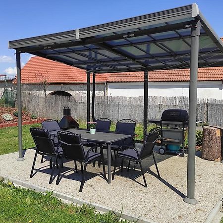 Apartman Pod Sribrnou Horou Lhenice Zewnętrze zdjęcie