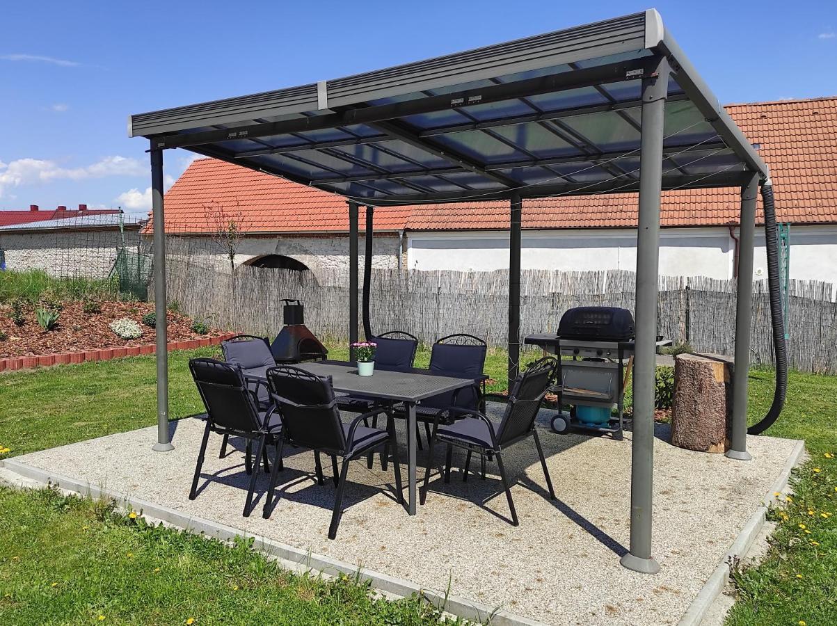 Apartman Pod Sribrnou Horou Lhenice Zewnętrze zdjęcie